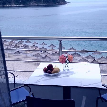 Nadim Rooms Himare Buitenkant foto