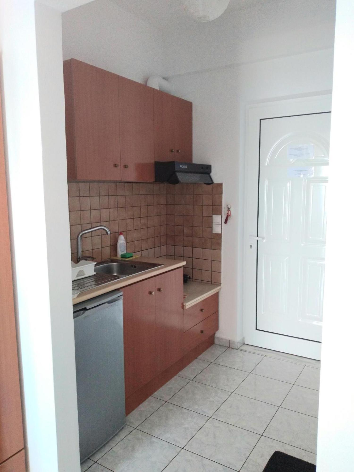 Nadim Rooms Himare Buitenkant foto